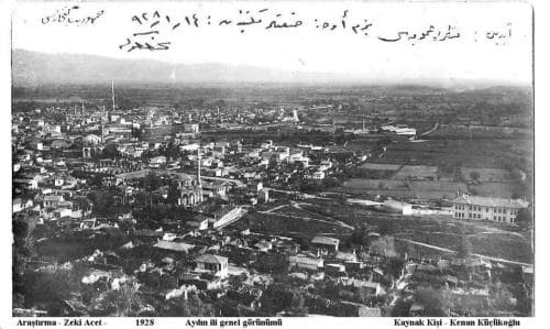 1928 Yılı, Cihanoğlu Cami ve Sağda Gazi Mustafa Kemal İlkokulu